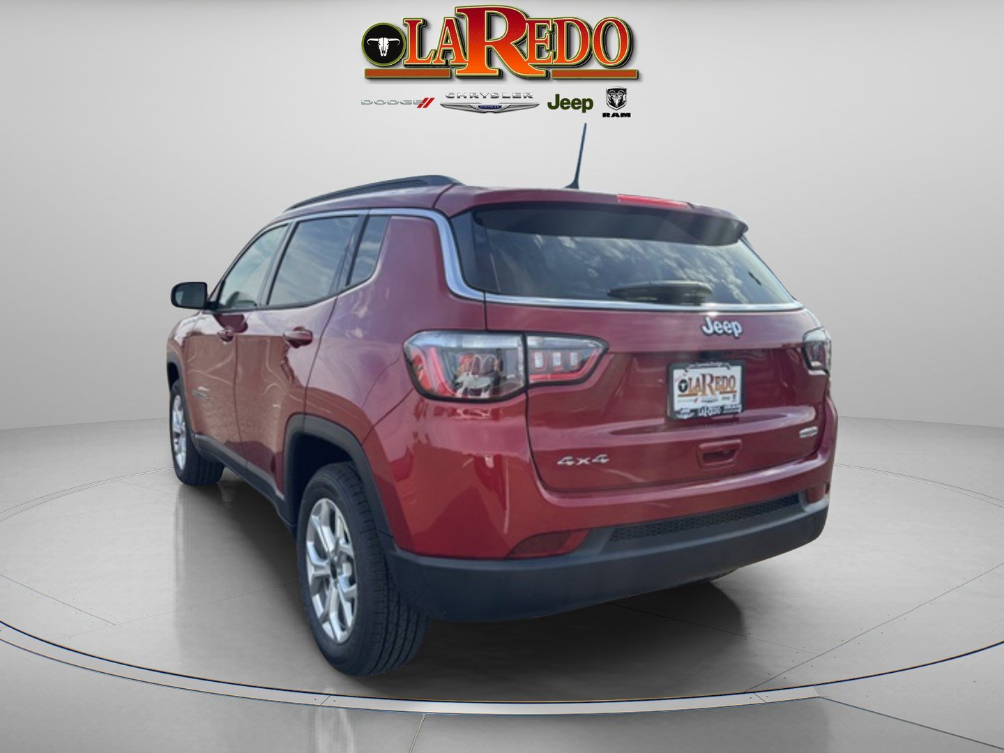 2026 Jeep Compass Latitude photo 2
