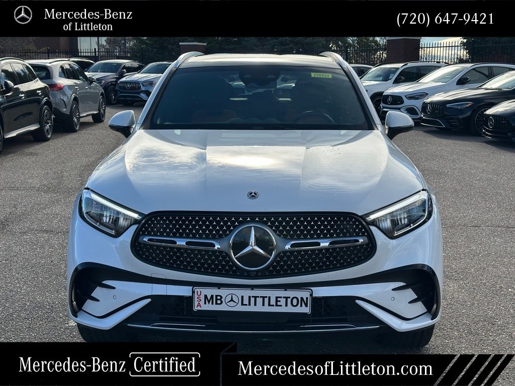 2025 Mercedes Benz GLC 350e 4MATIC photo 2