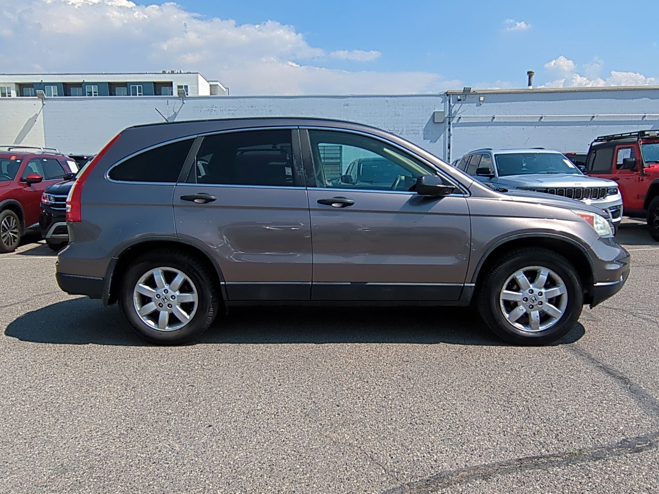 2011 Honda CR-V SE photo 2