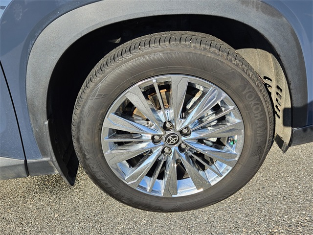 2024 Toyota Grand Highlander Platinum photo 19