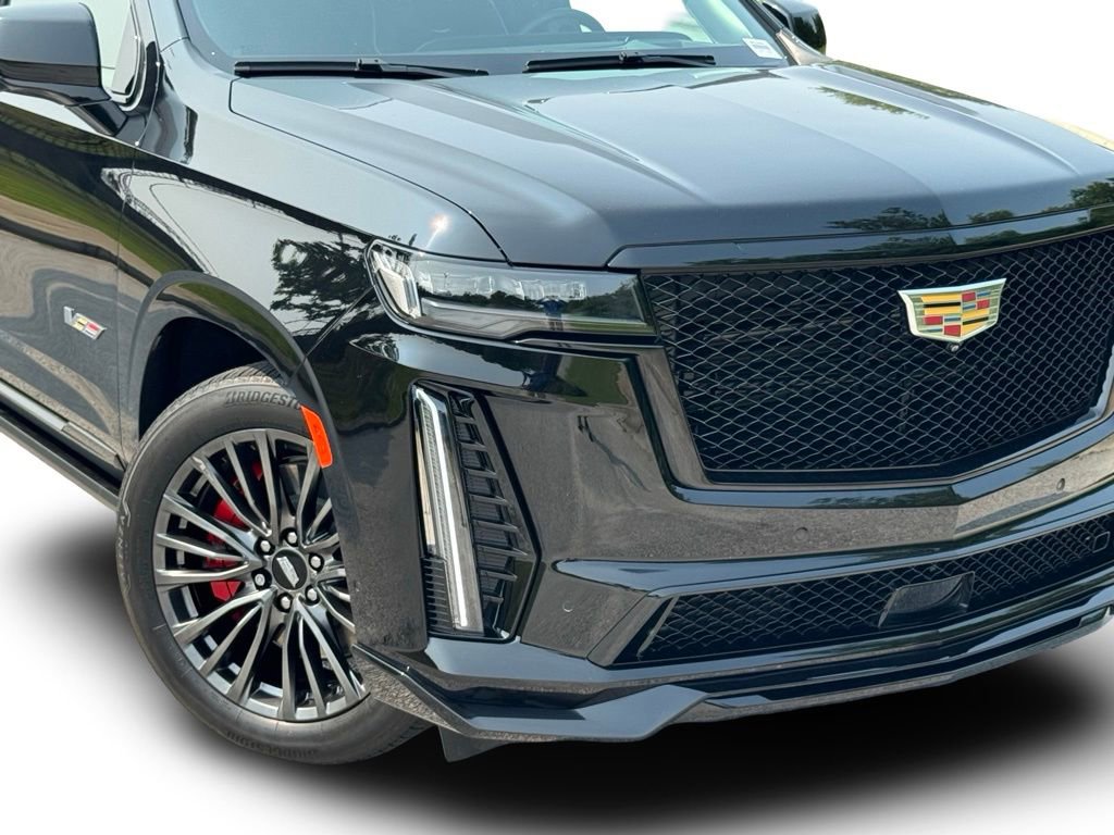2023 Cadillac Escalade V-Series photo 5