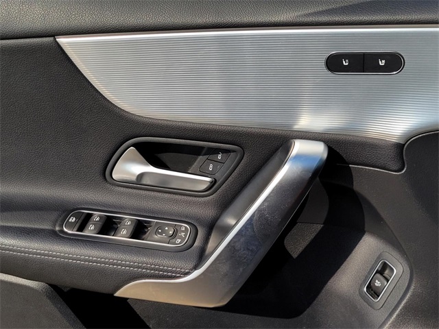 2022 Mercedes Benz A 220 photo 20