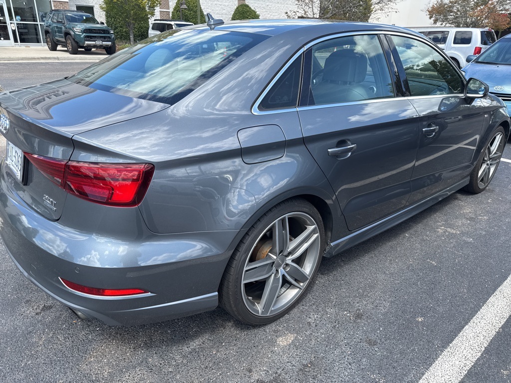 WAUJ8GFFXJ1061821