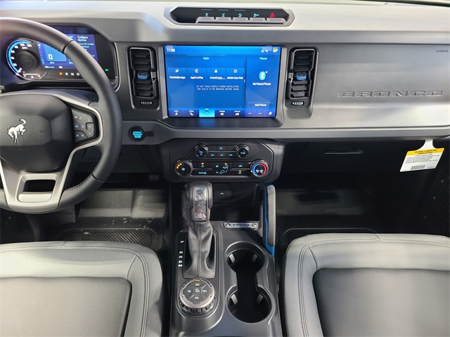 2024 Ford Bronco Black Diamond photo 18