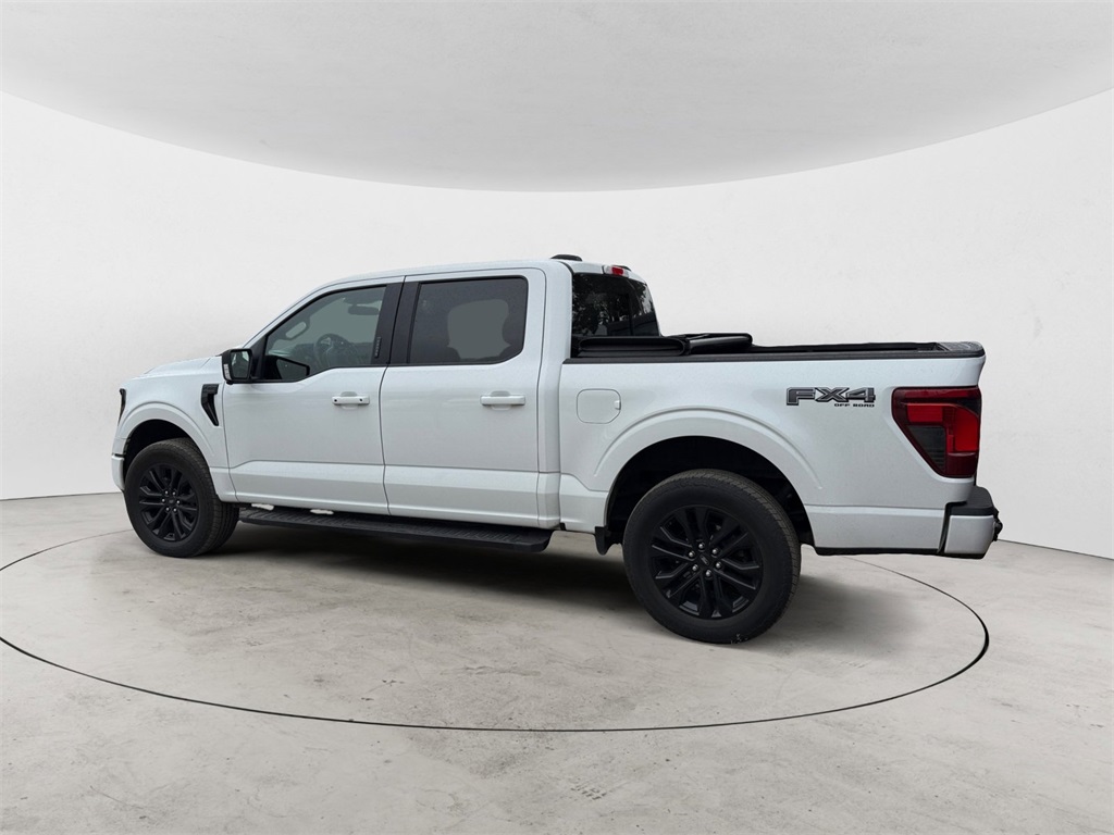 2024 Ford F-150 XLT photo 3