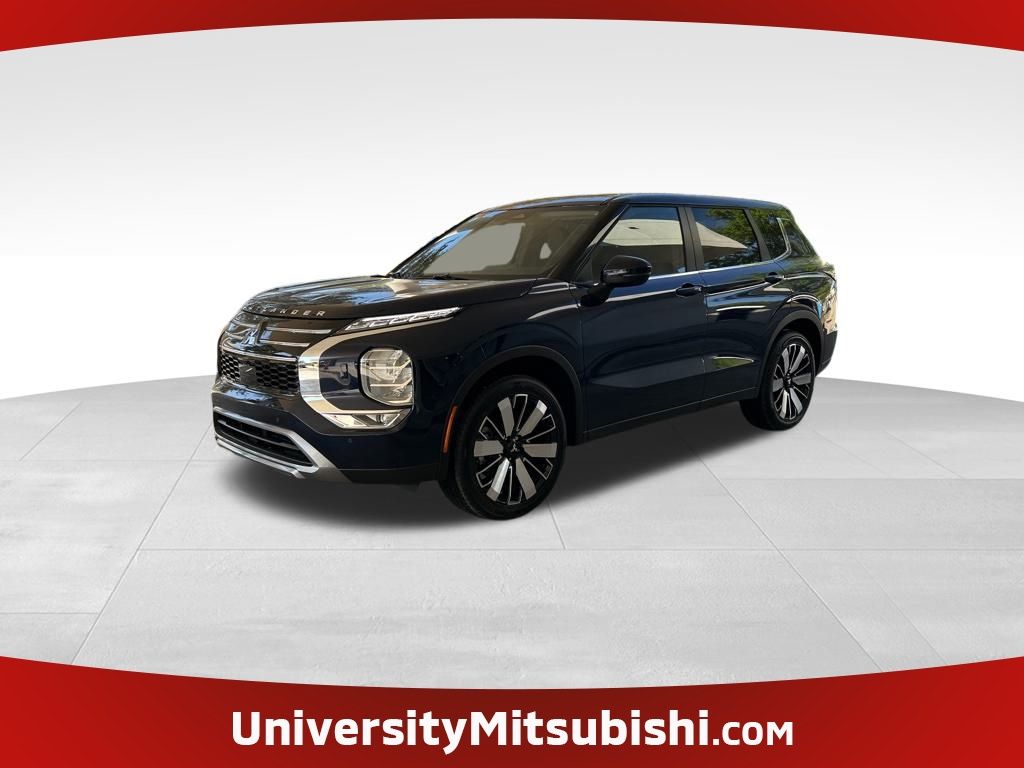2025 Mitsubishi Outlander SE's photo