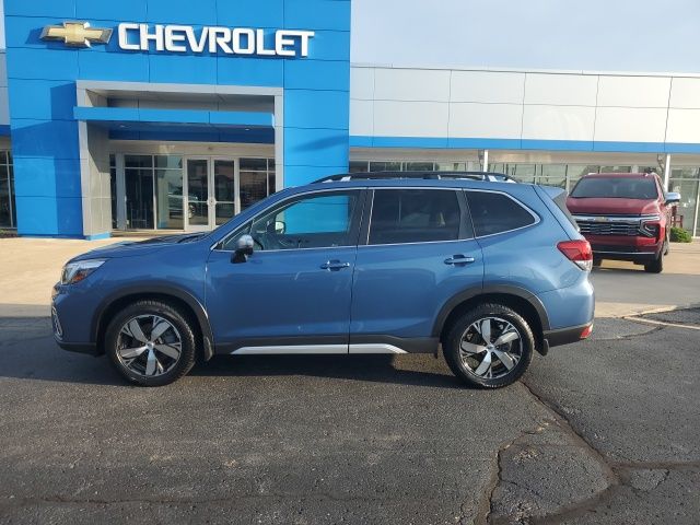 2020 Subaru Forester Touring photo 3