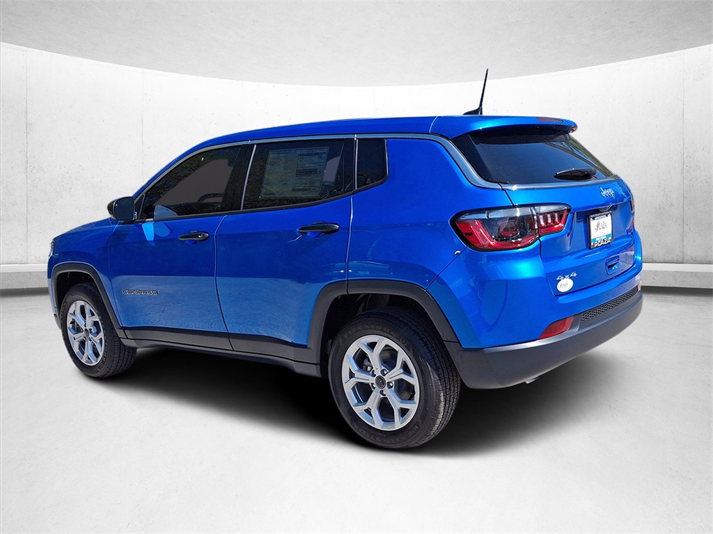 2025 Jeep Compass Sport photo 5
