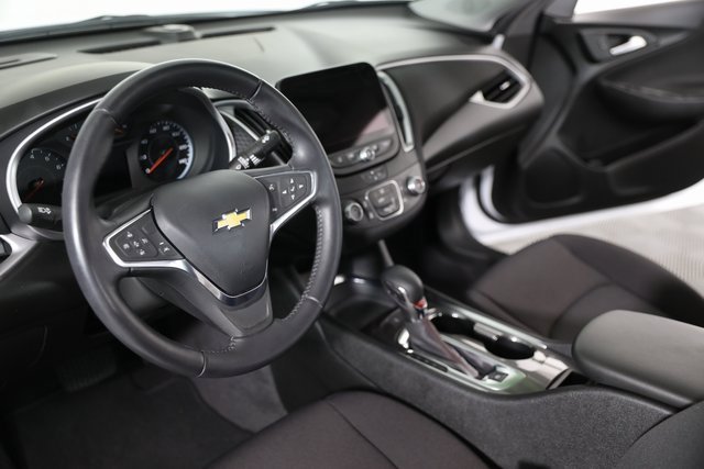 2022 Chevrolet Malibu RS photo 11