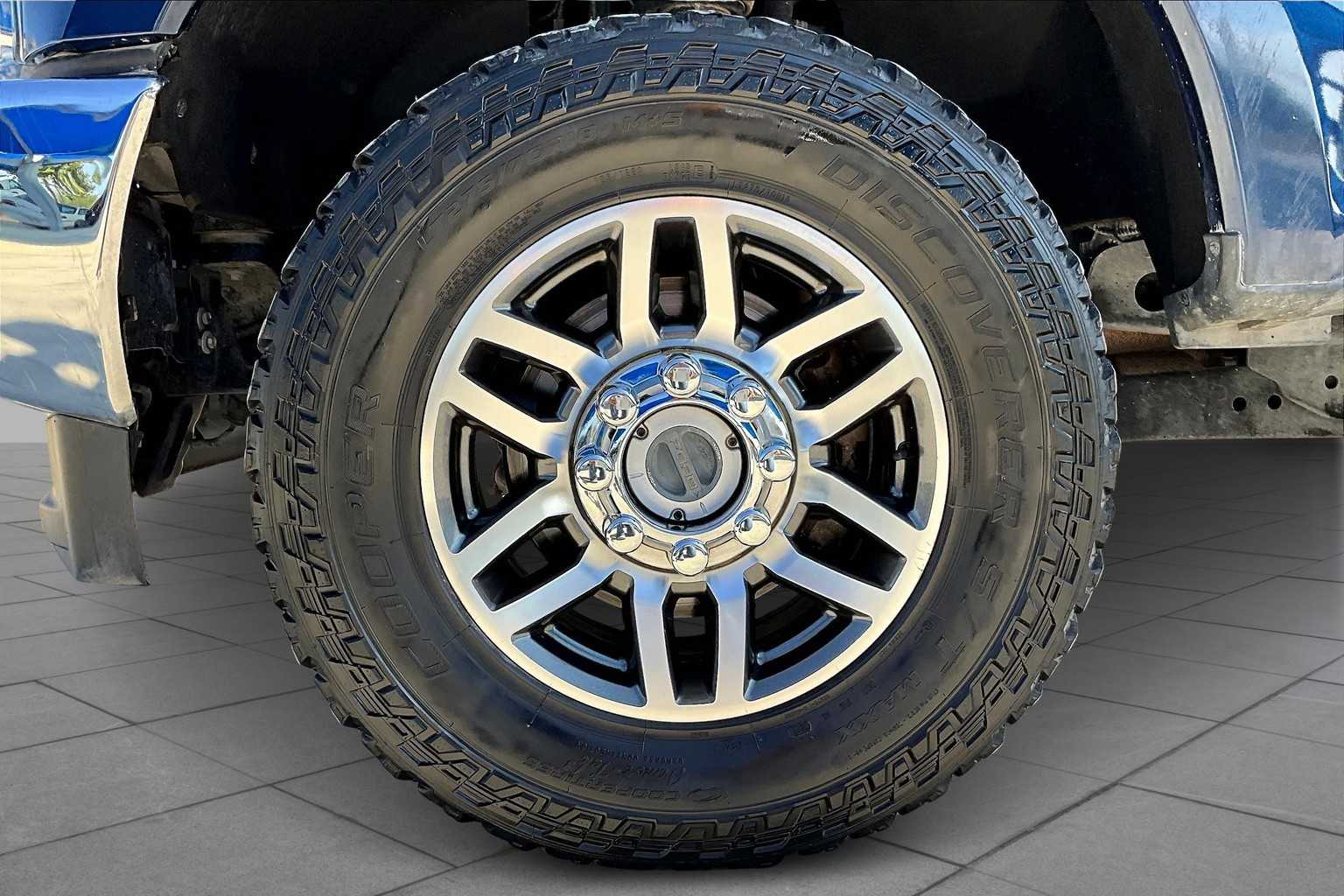 2019 Ford F-250 Lariat photo 9