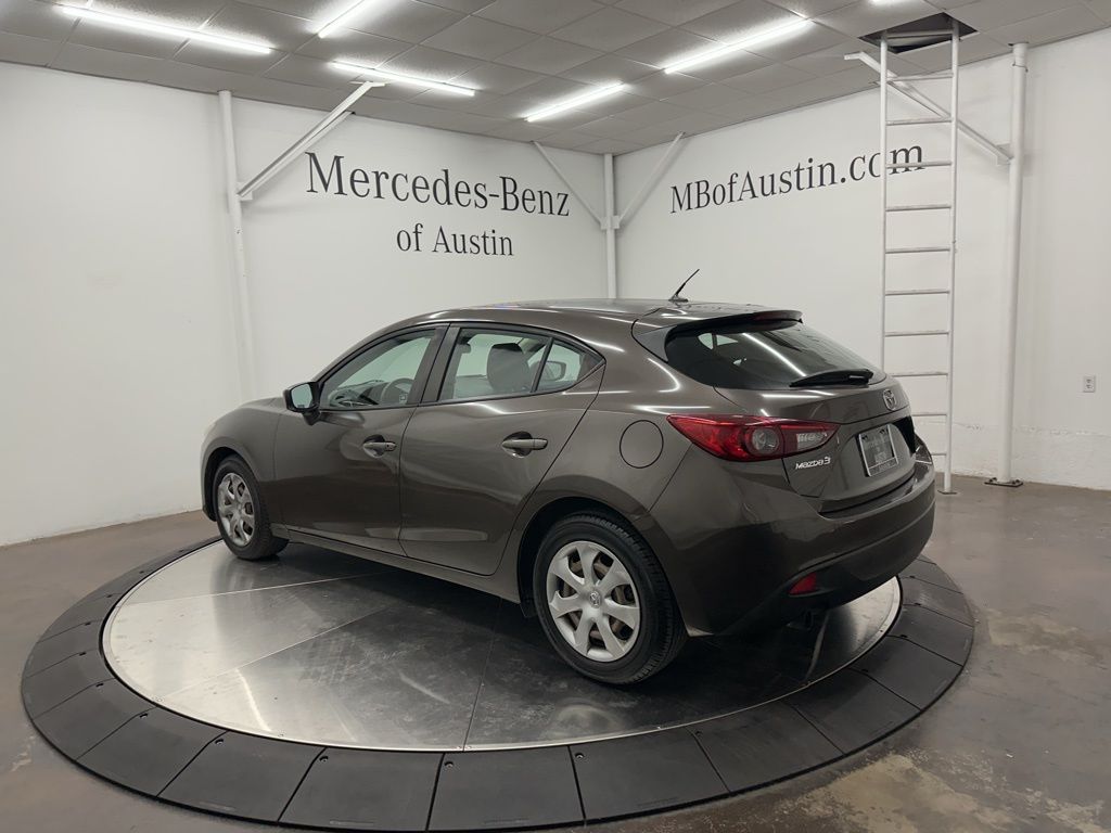 2015 Mazda Mazda3 i Sport photo 3