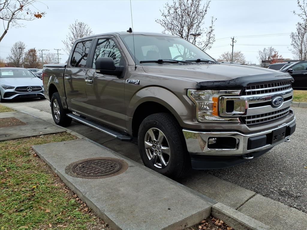 2019 Ford F-150 XLT photo 2