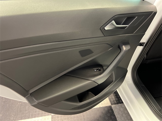 2025 Volkswagen Jetta 1.5T S photo 9