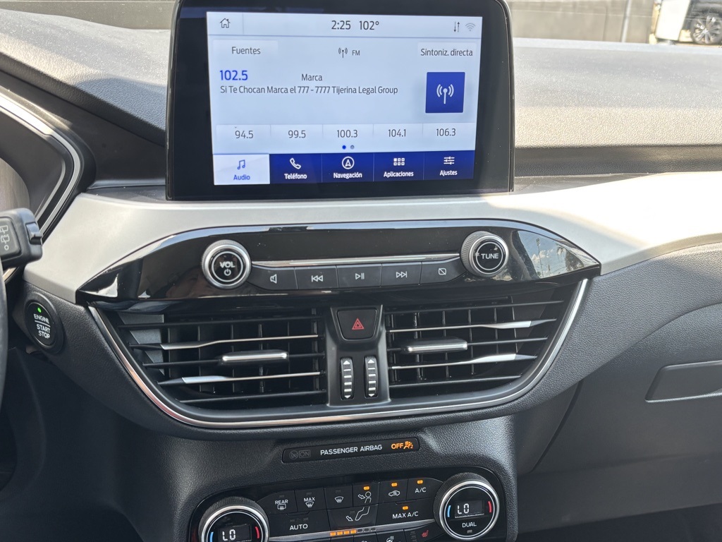 2021 Ford Escape SEL photo 8