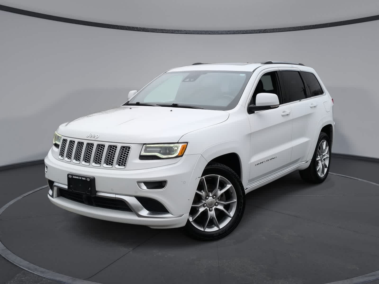 2016 Jeep Grand Cherokee Summit's photo