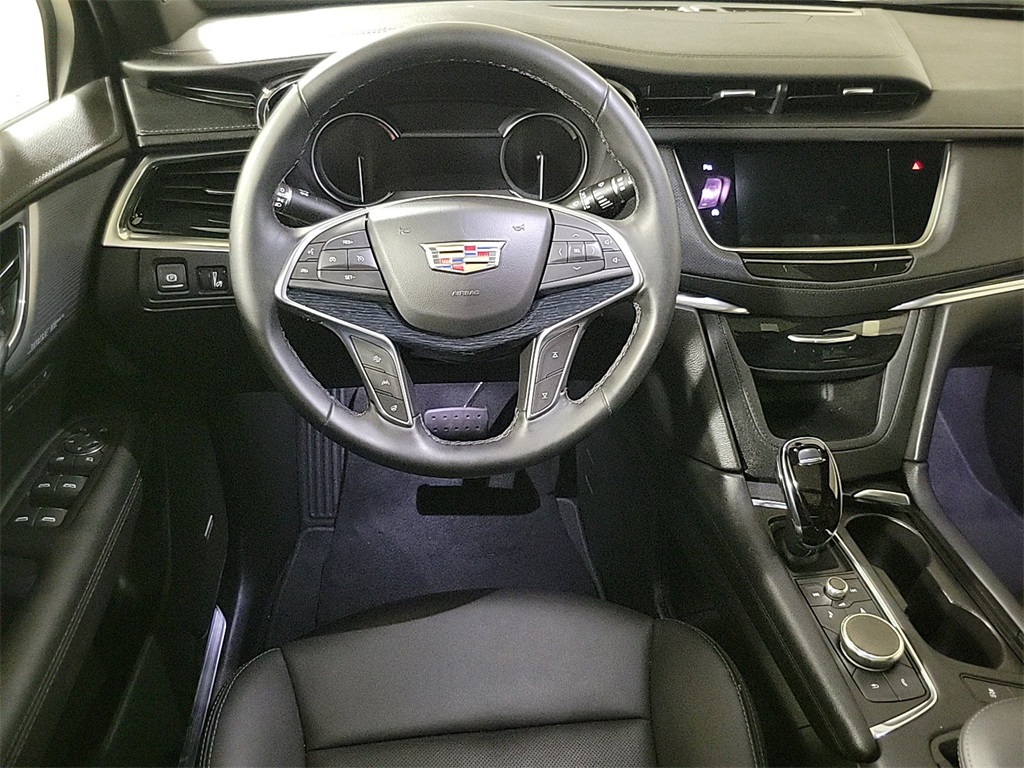 2025 CADILLAC XT5 - Image 14