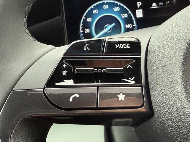 2025 Hyundai Elantra Hybrid Limited photo 8