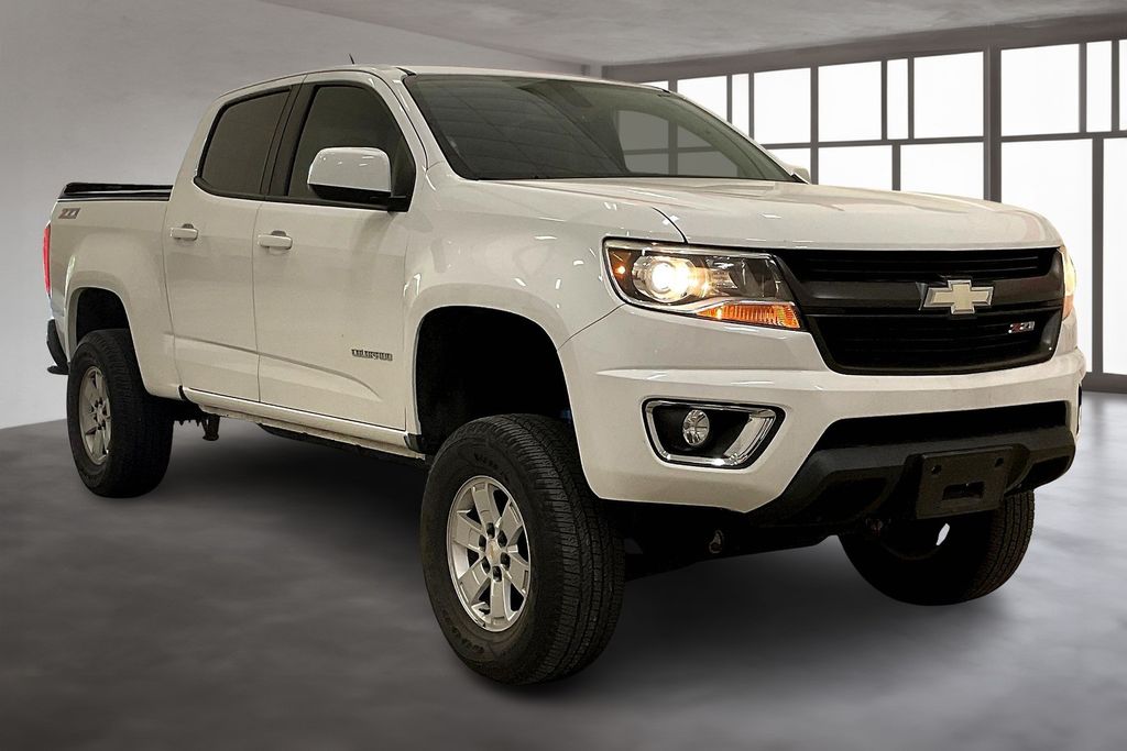 2017 Chevrolet Colorado Z71 photo 10