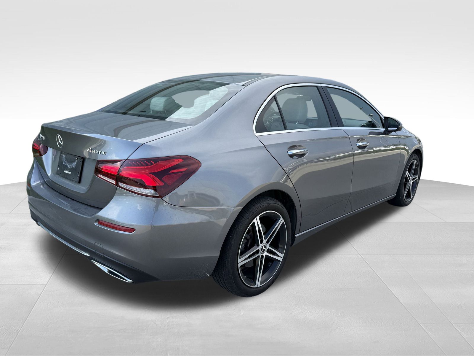 2020 Mercedes Benz A 220 4MATIC photo 5