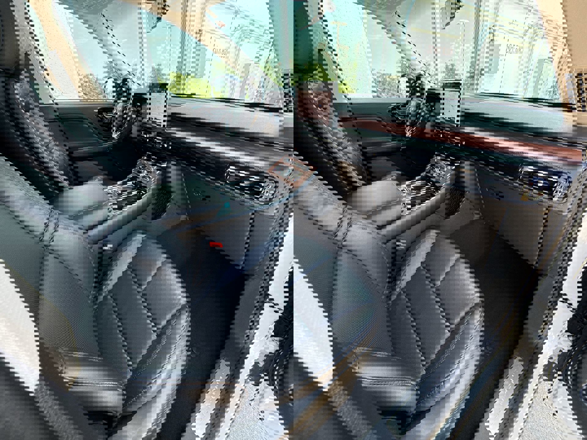 2023 Lincoln Aviator Reserve photo 26