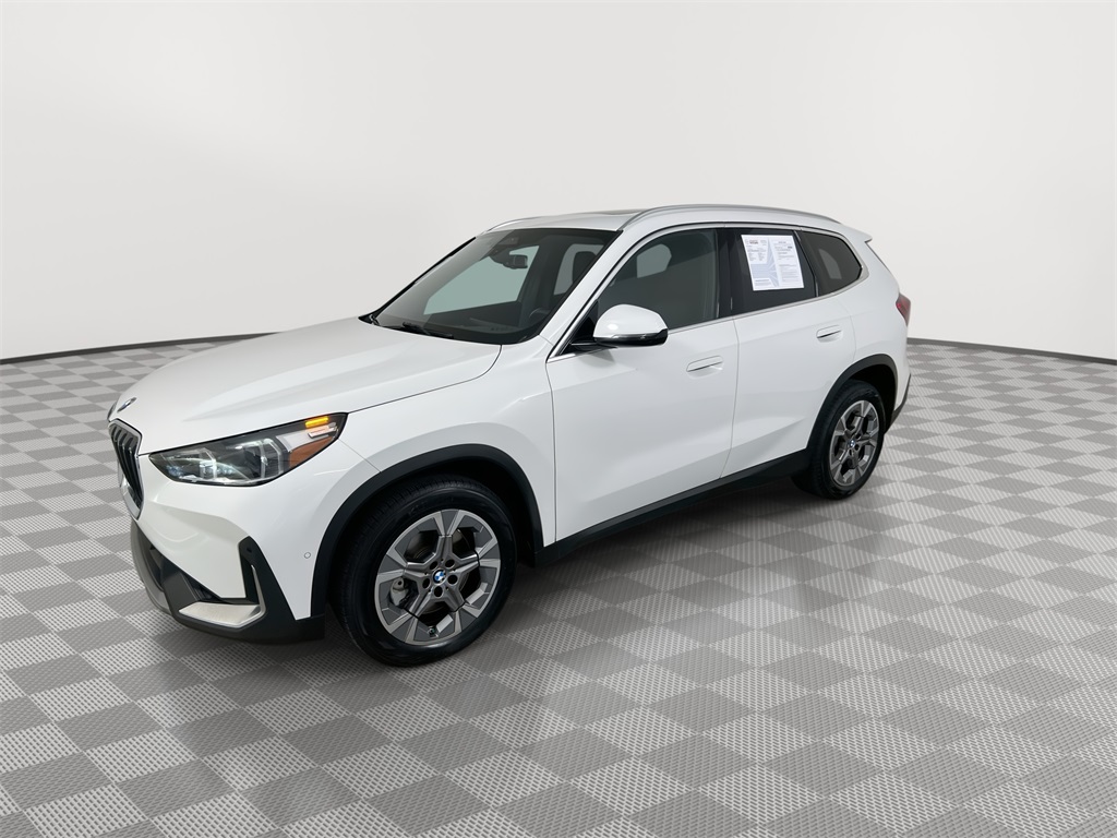 2023 Bmw X1 XDrive28i photo 3