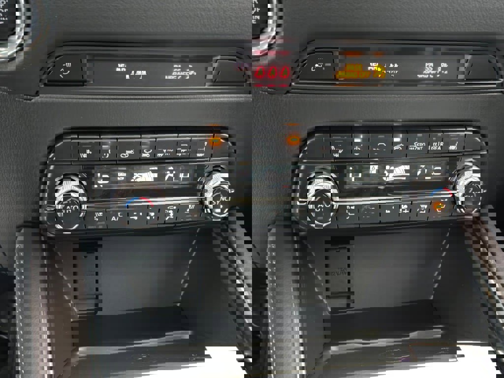 2025 Mazda CX-5 2.5 Turbo Signature photo 28
