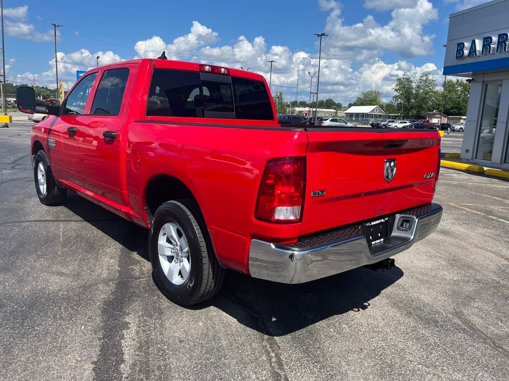 2023 Ram 1500 Classic SLT photo 3