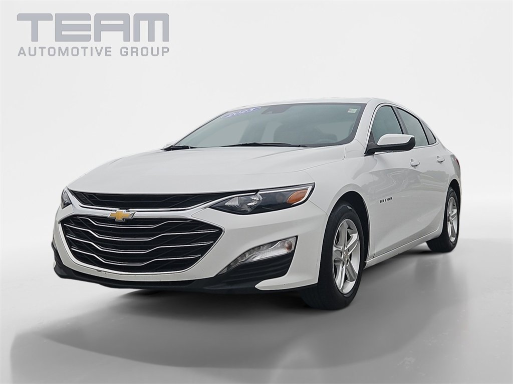 2023 Chevrolet Malibu 1LT photo 3