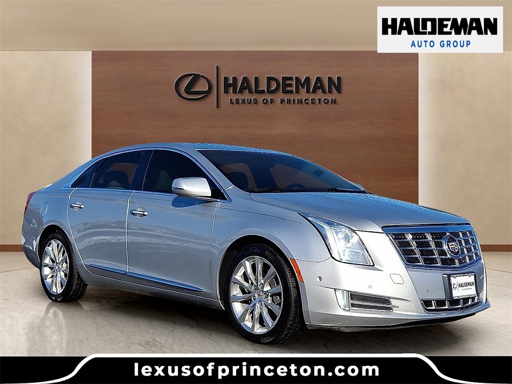 2015 Cadillac XTS Luxury Collection's photo
