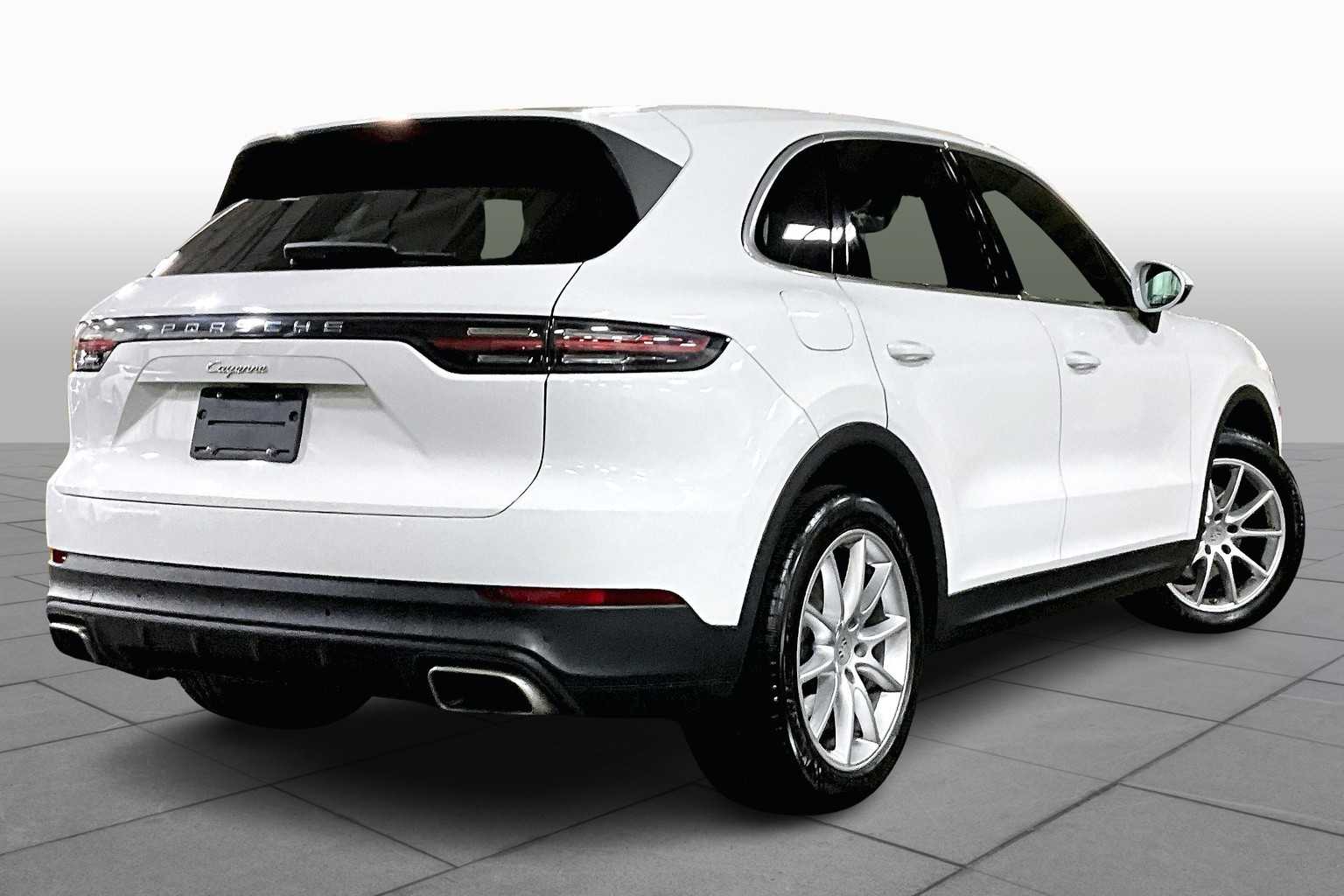 2020 Porsche Cayenne photo 10