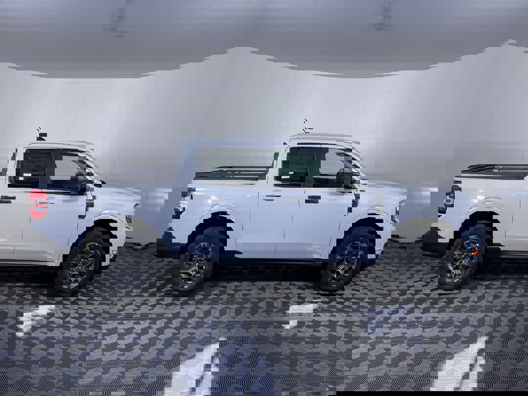 2025 Ford Maverick XLT photo 10
