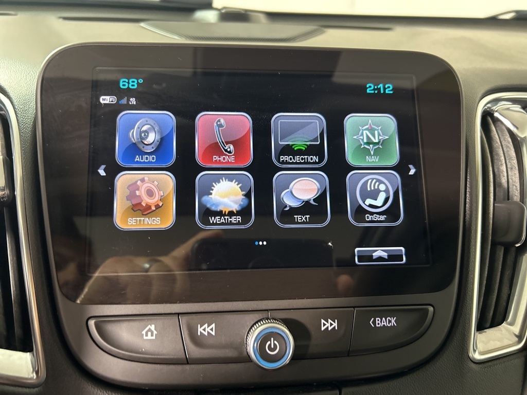 2018 Chevrolet Malibu Premier photo 18