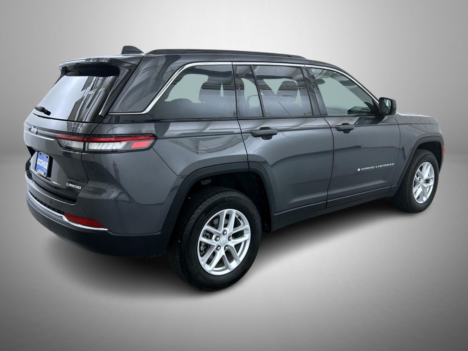 2024 Jeep Grand Cherokee Laredo photo 4