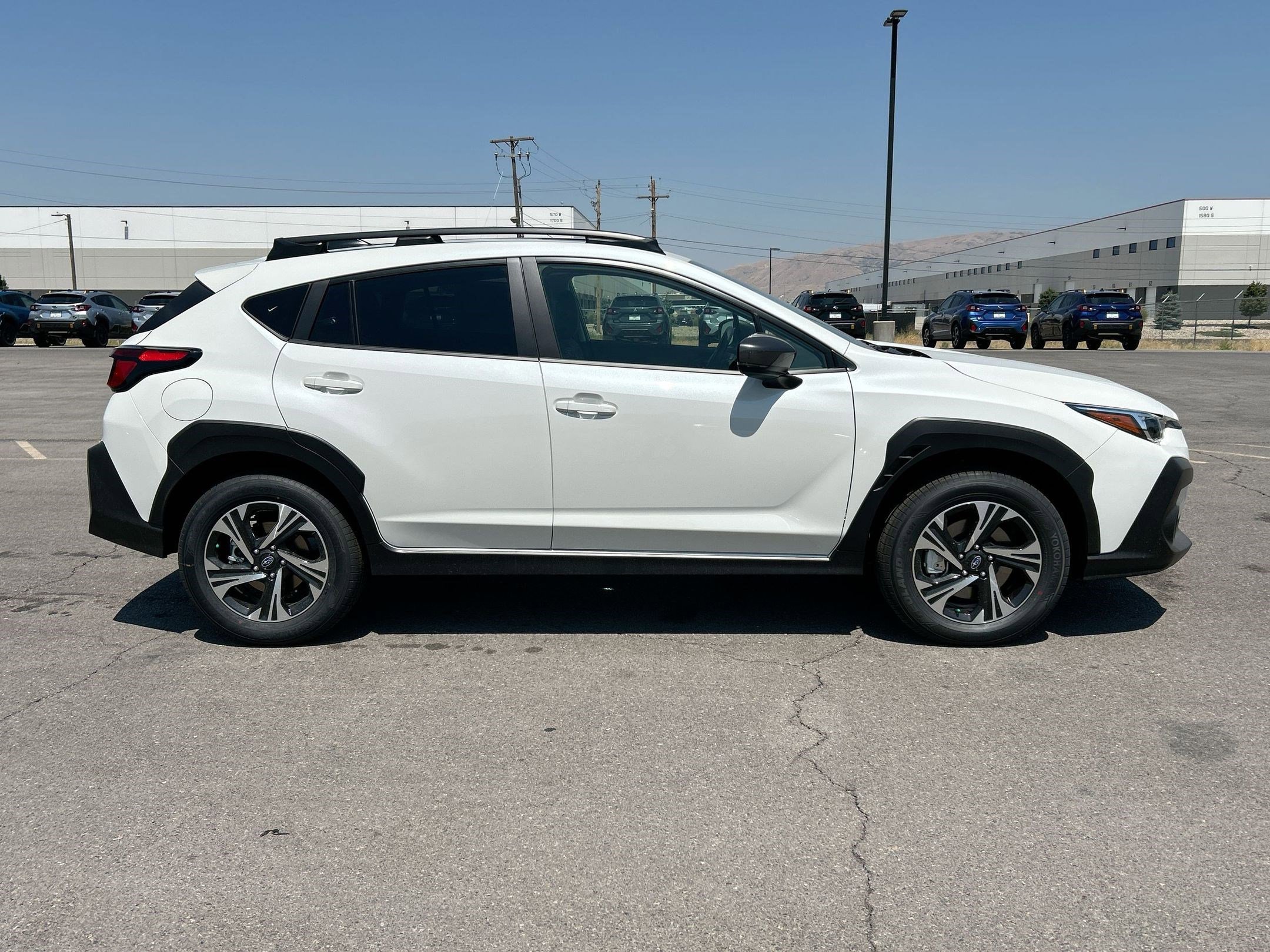 2025 Subaru Crosstrek Premium photo 2