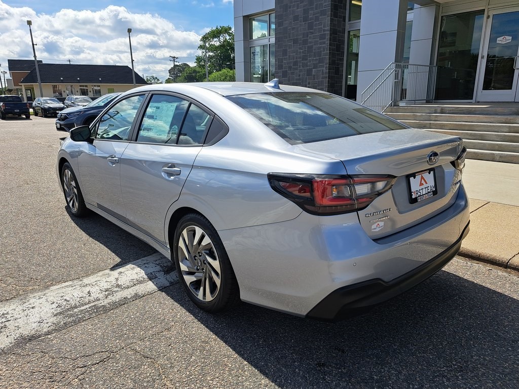 2025 Subaru Legacy Limited photo 4