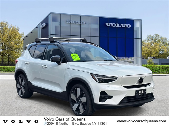 2024 Volvo XC40 Ultimate's photo