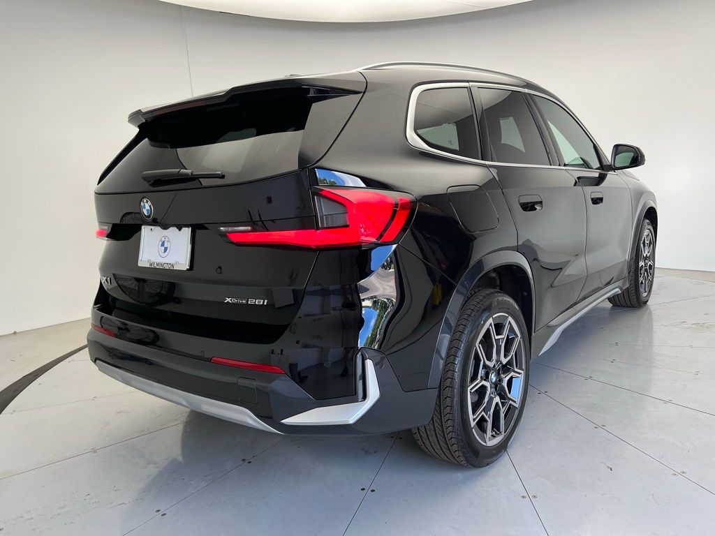 2025 Bmw X1 XDrive28i photo 2