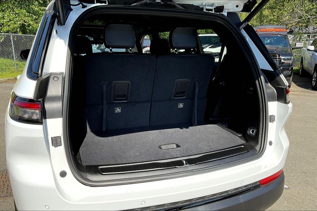 2025 Jeep Grand Cherokee Limited photo 19