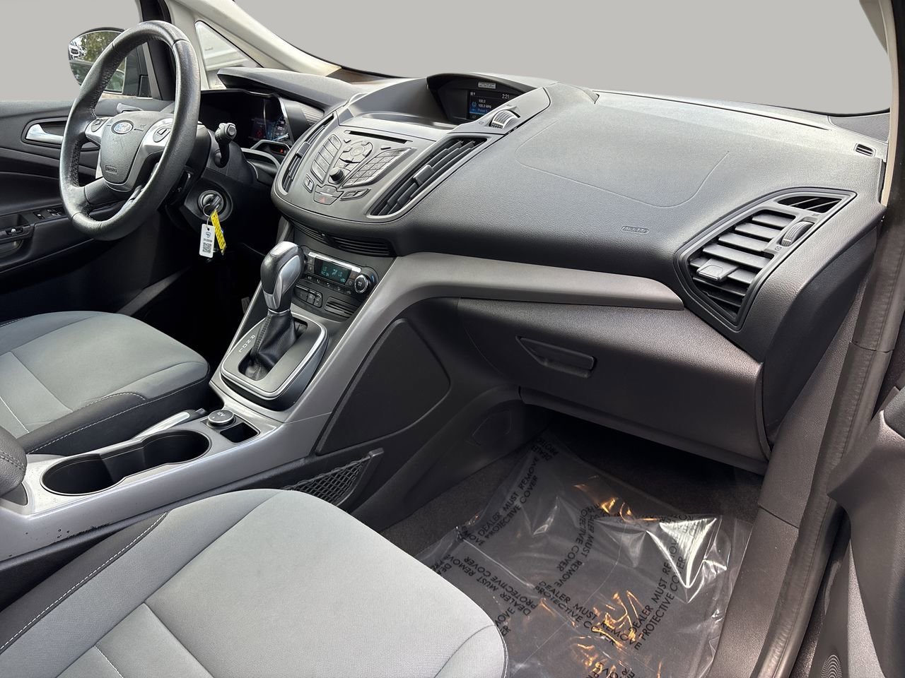 2016 Ford C-Max Hybrid SE photo 11