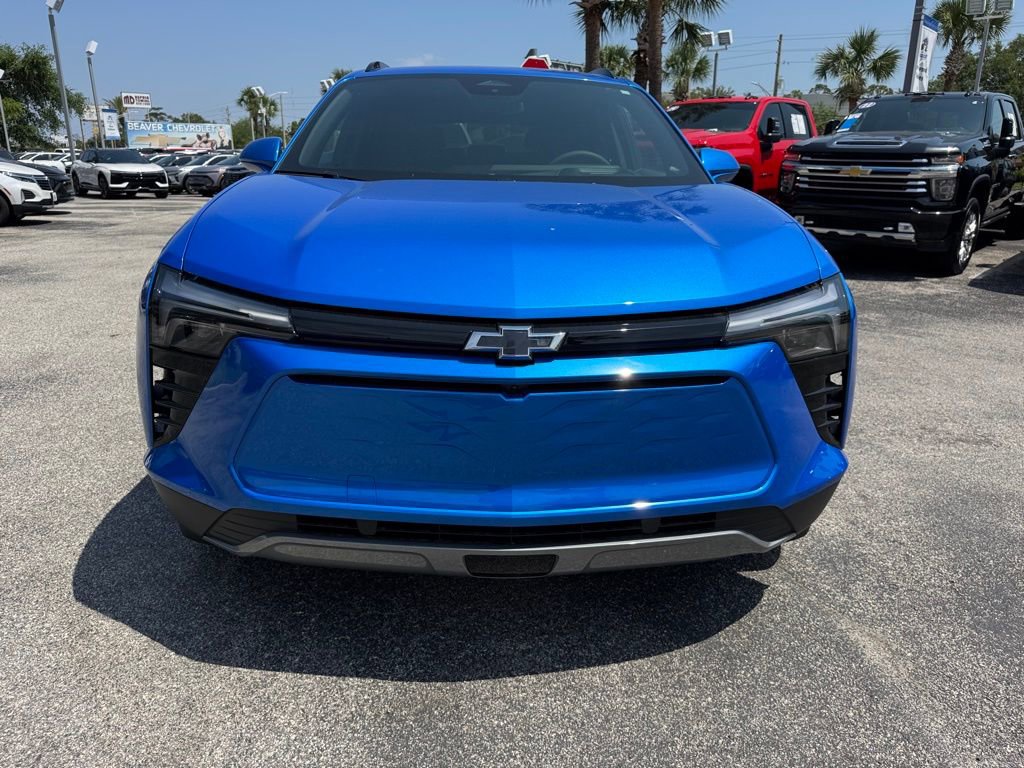 2025 Chevrolet Blazer EV photo 2