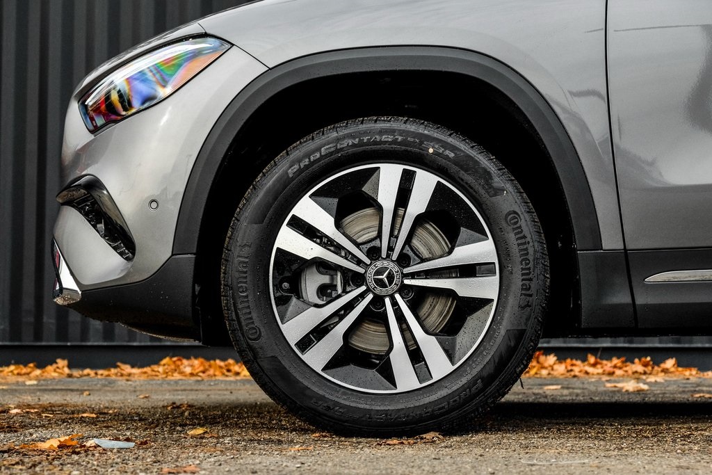 2026 Mercedes Benz GLA 250 4MATIC photo 3