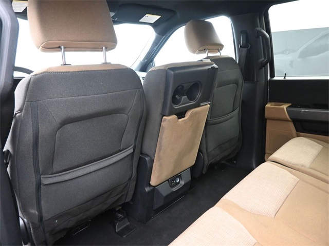 2023 Ford F-150 XLT photo 2