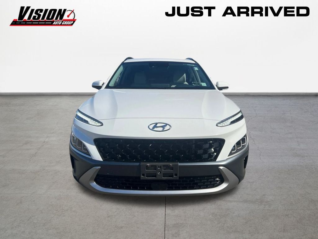 2023 Hyundai Kona Limited photo 2