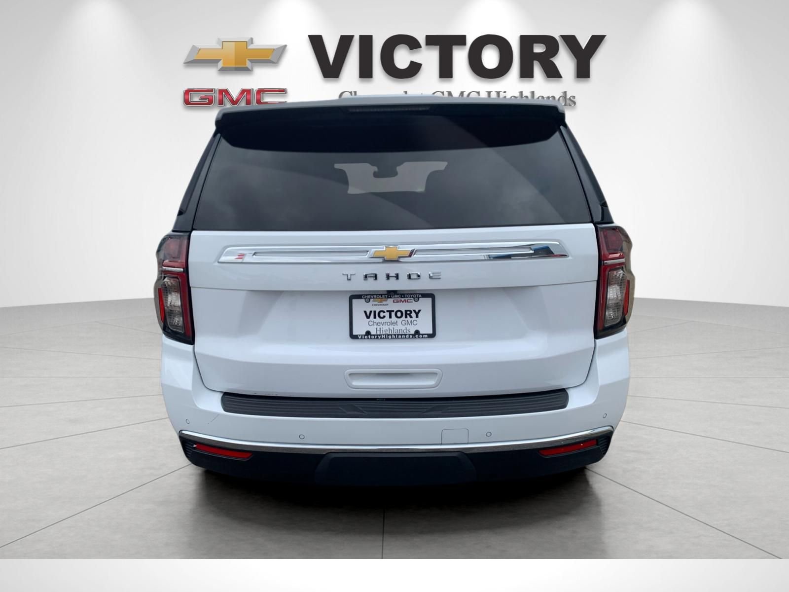 2023 Chevrolet Tahoe LS photo 3