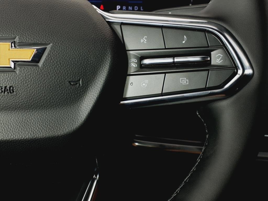 2026 Chevrolet Equinox LT photo 9