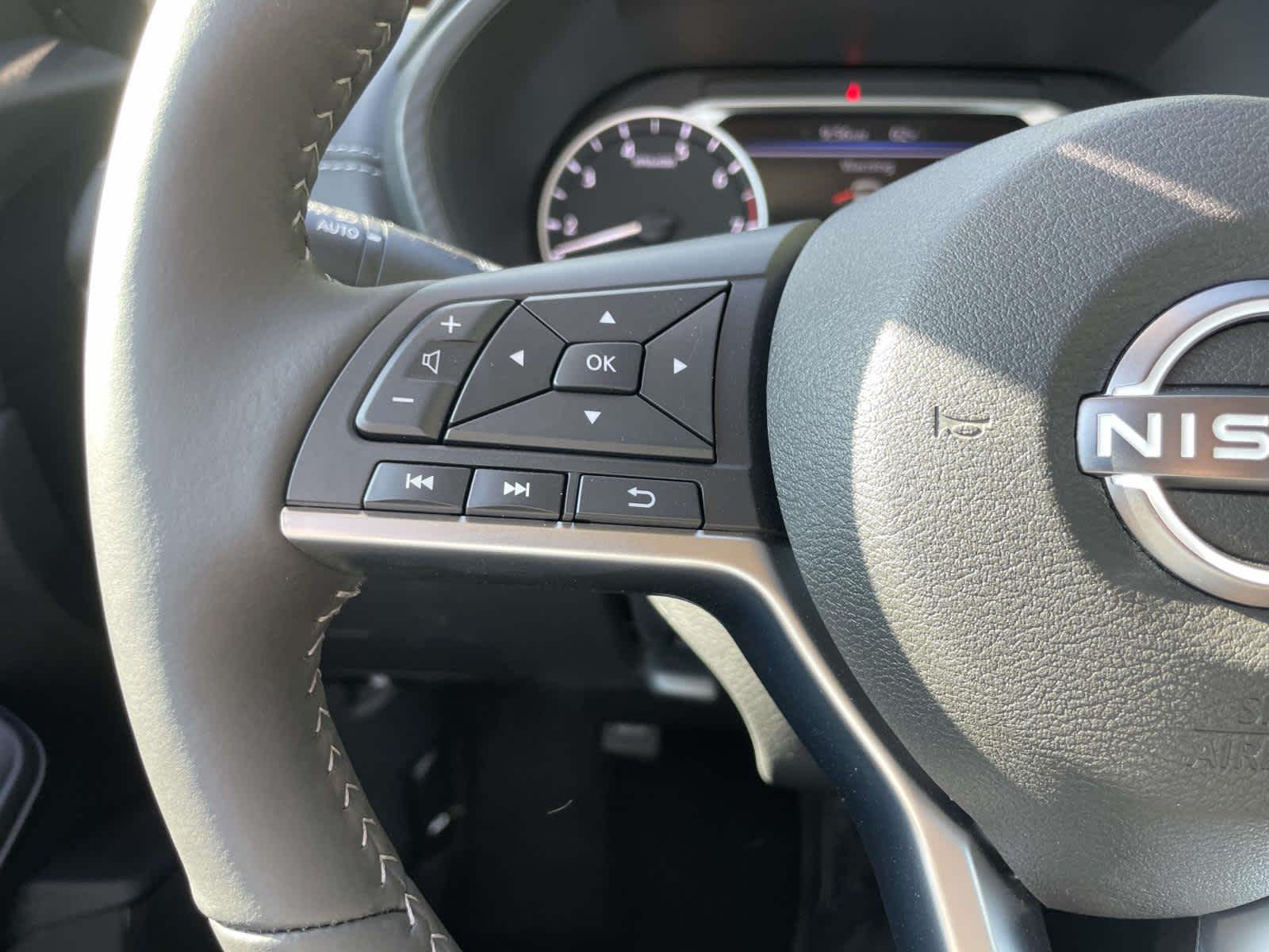 2025 Nissan Sentra SV photo 22