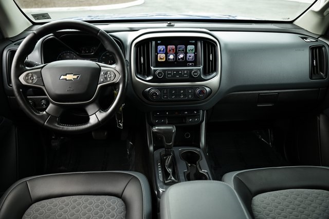 2018 Chevrolet Colorado Z71 photo 23