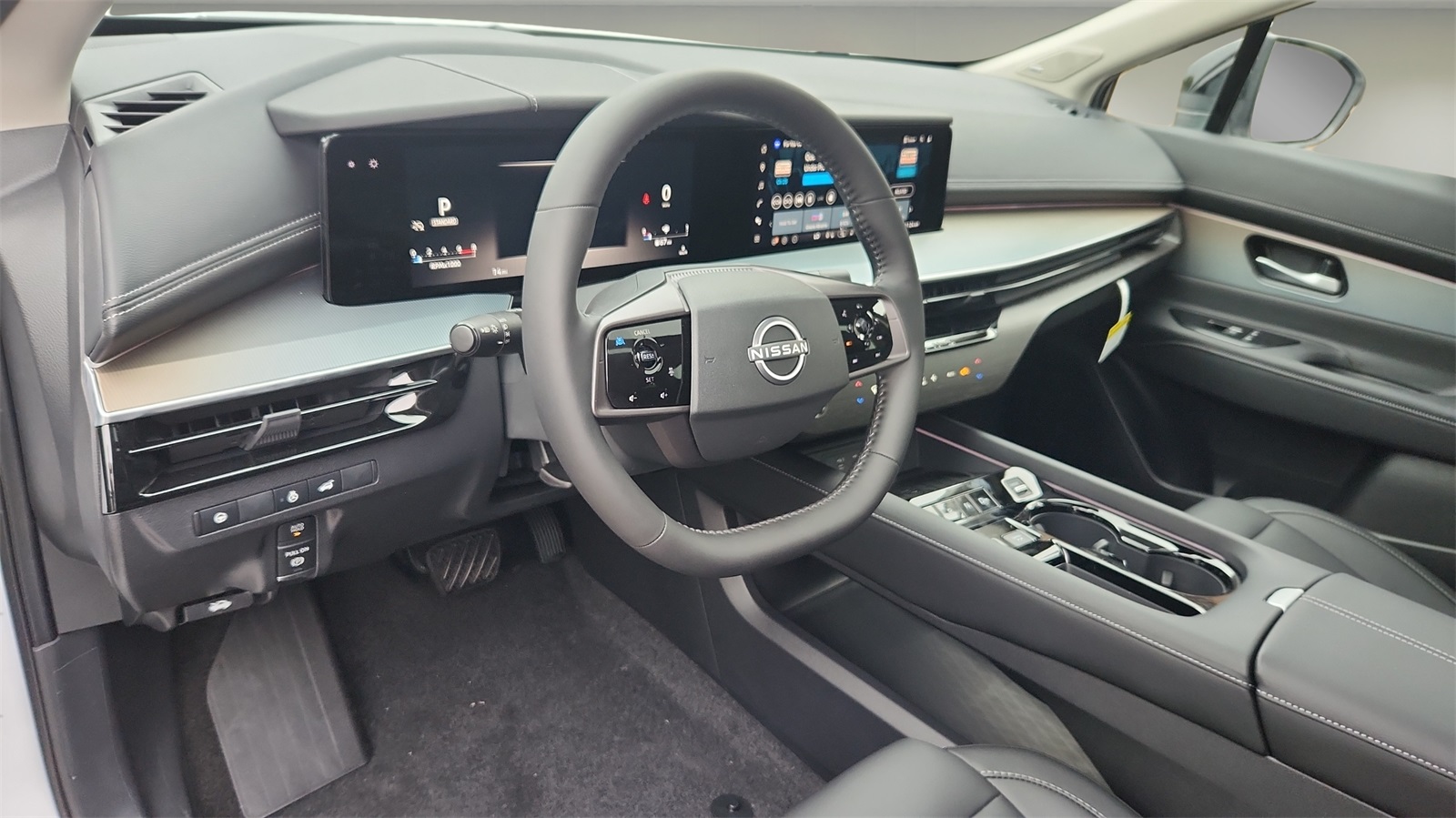 2025 Nissan Murano SL photo 9