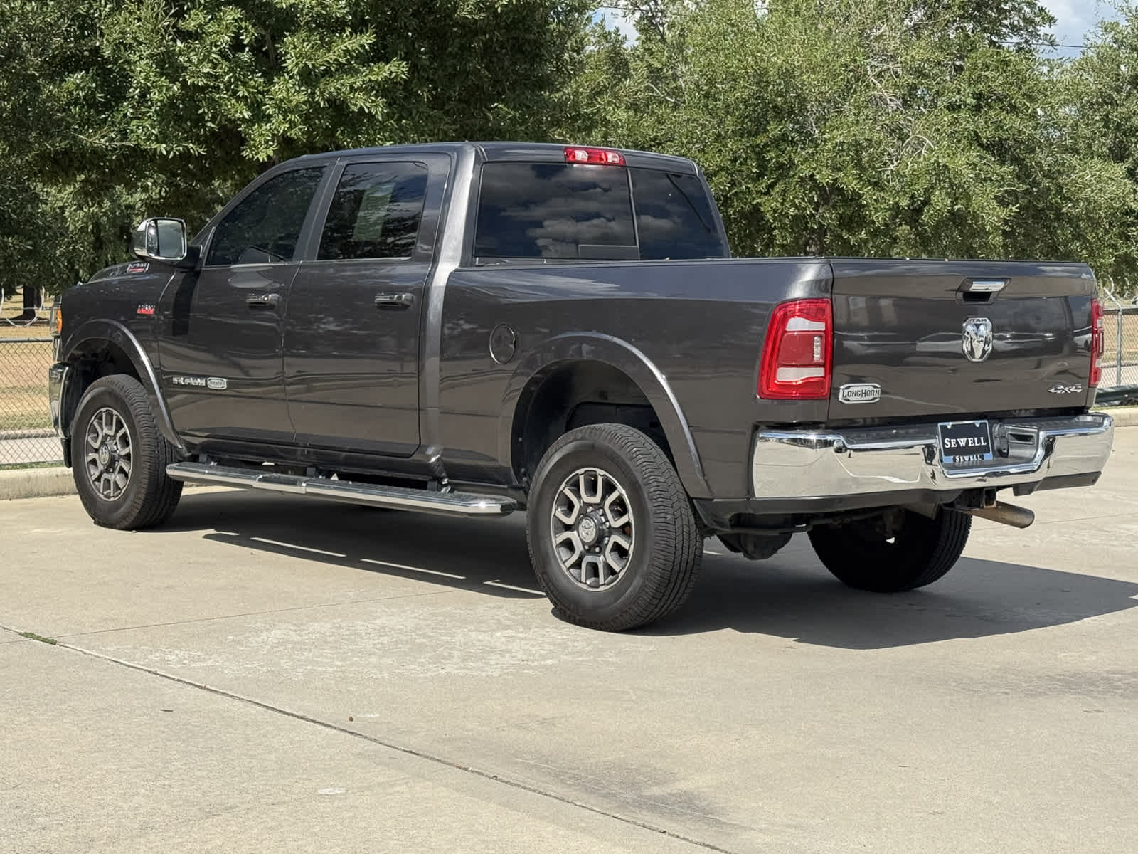 2020 Ram 2500 Longhorn photo 6