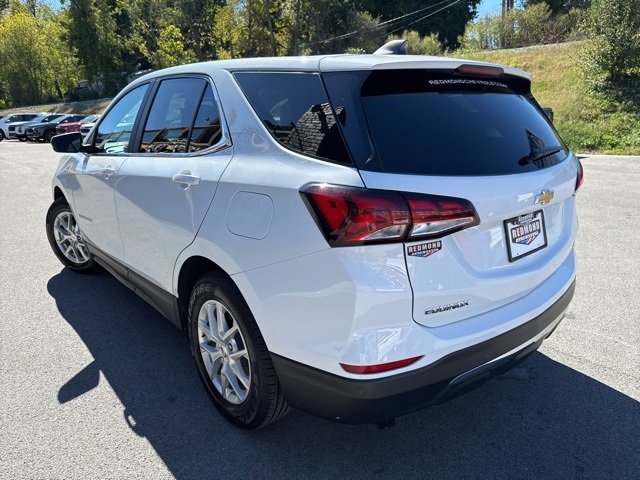 2024 Chevrolet Equinox LT photo 3